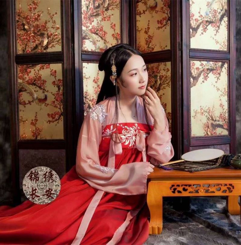 BBcosplay cho thuê trang phục