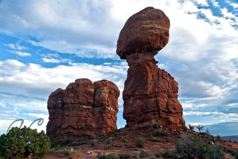 Balanced Rock - biểu tượng của Utah