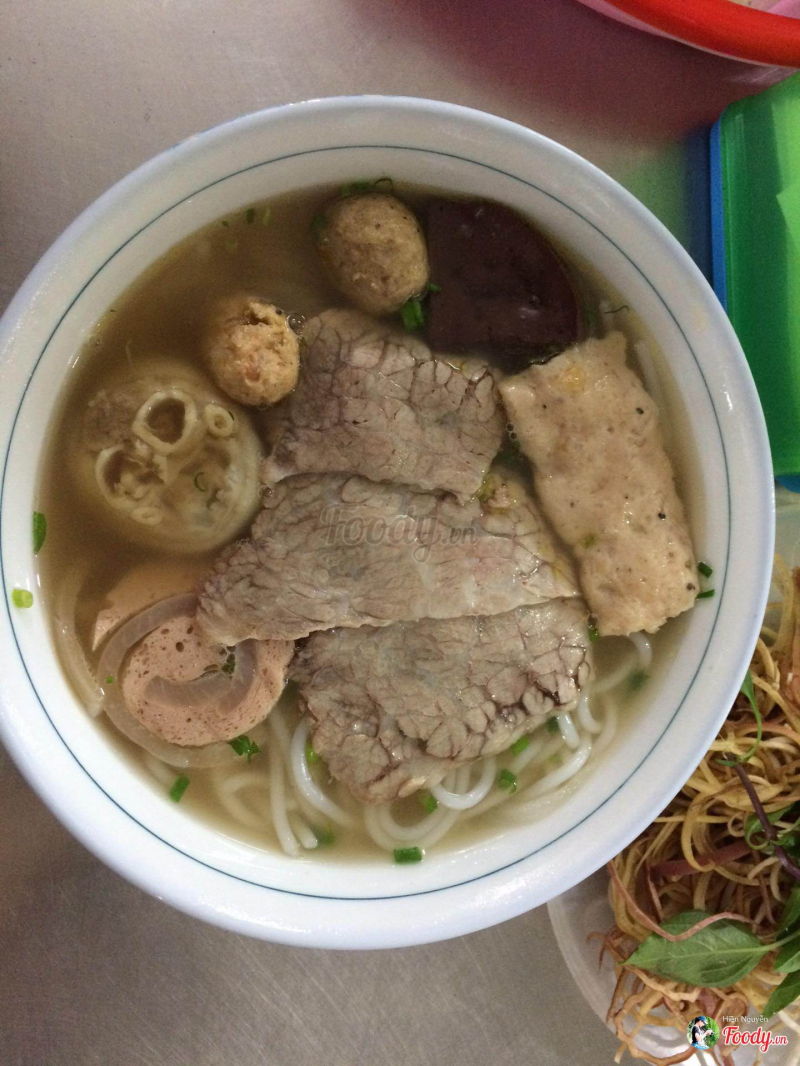 Bún bò Huế O Uông