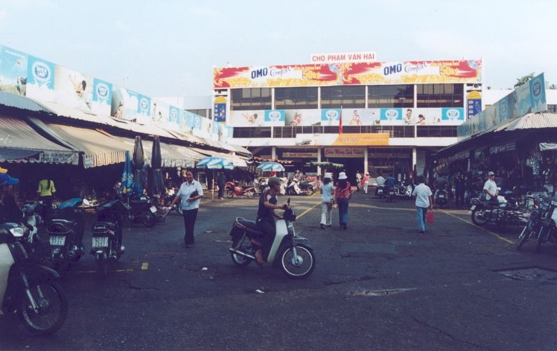 Chợ Phạm Văn Hai