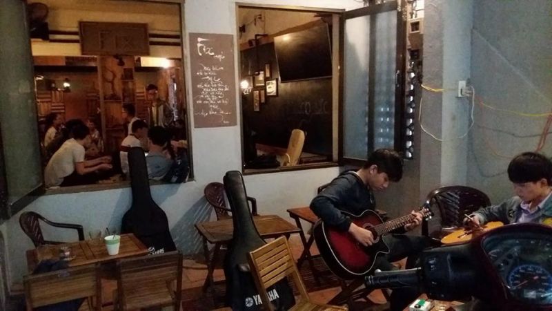 Guitar cafe