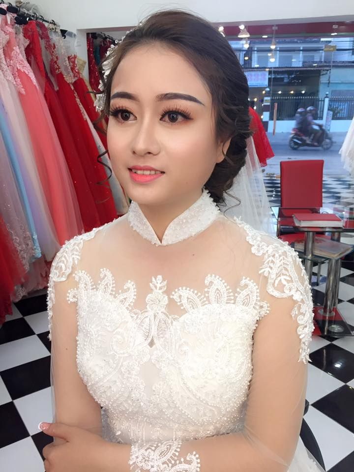 Hanh Nguyen Make Up (Áo Cưới Queen Nữ Hoàng)
