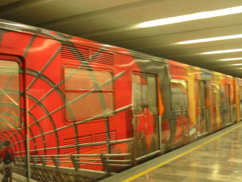 Hệ thống tàu điện ngầm Mexico, Mexico (195 ga)
