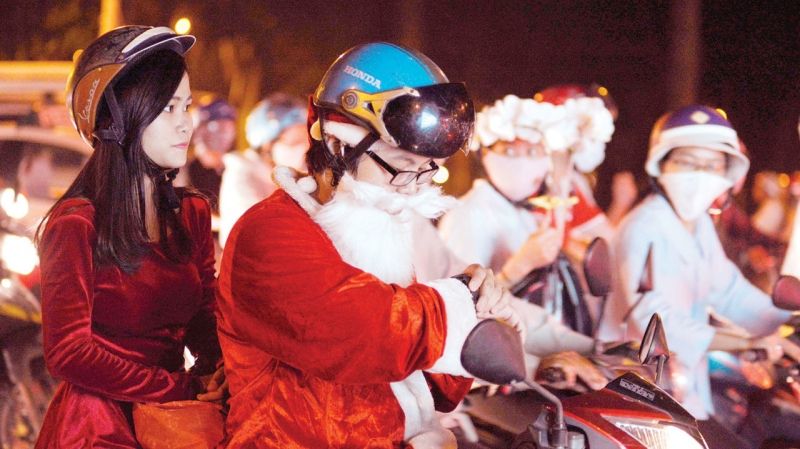 Hoá thân thành ông già Noel