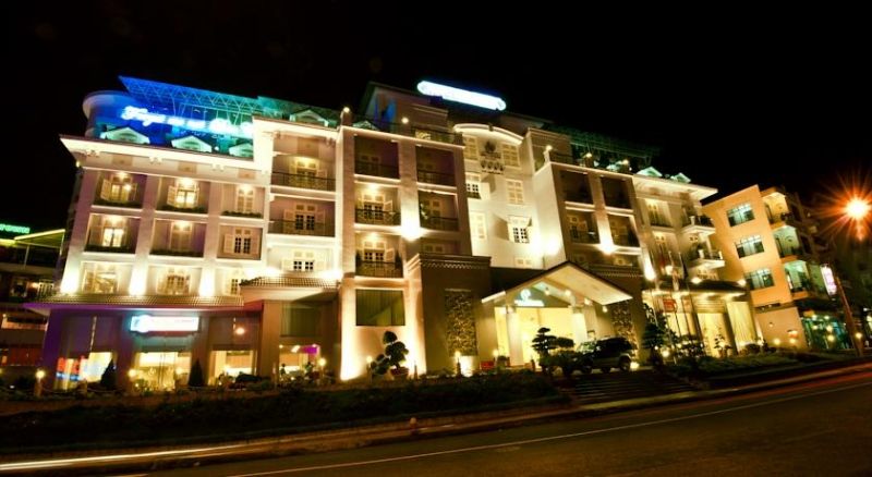 Khách sạn Ngọc Lan