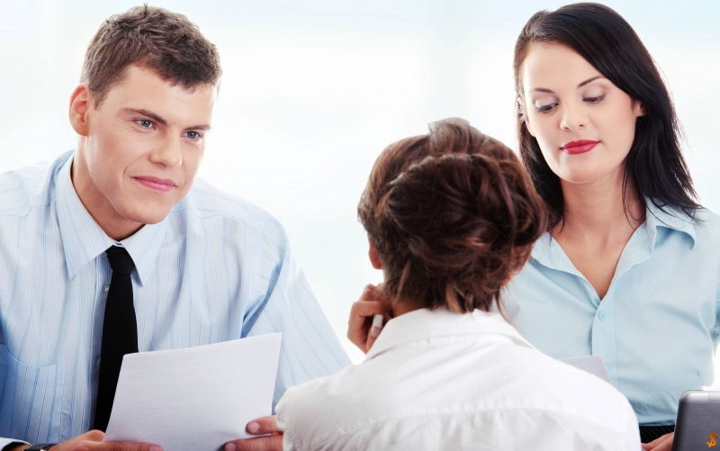 Không nên lảng tránh cái nhìn của người khác