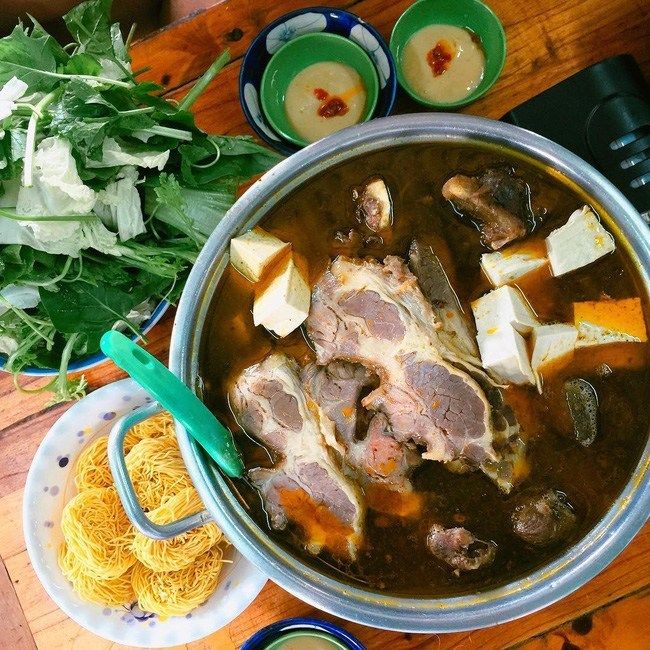 Lẩu bò ba toa