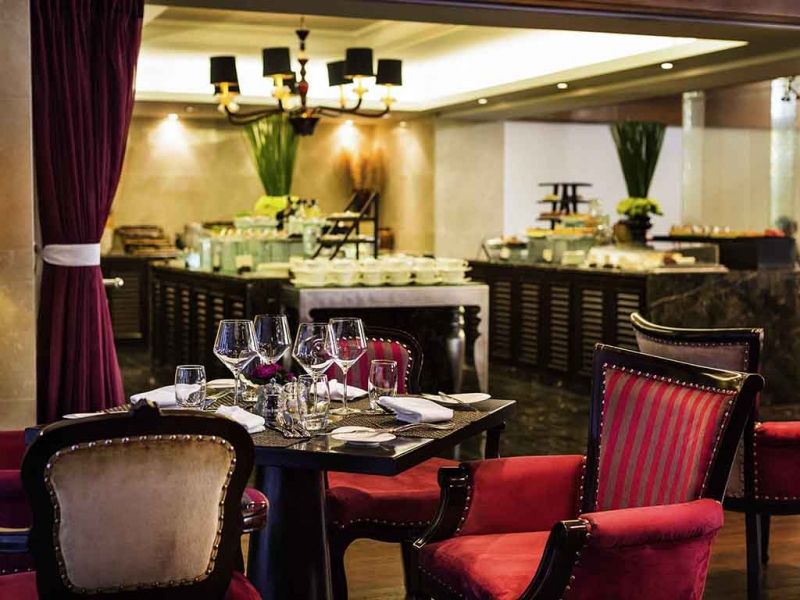 Lautrec Cafe - De L'Opera Hanoi Hotel