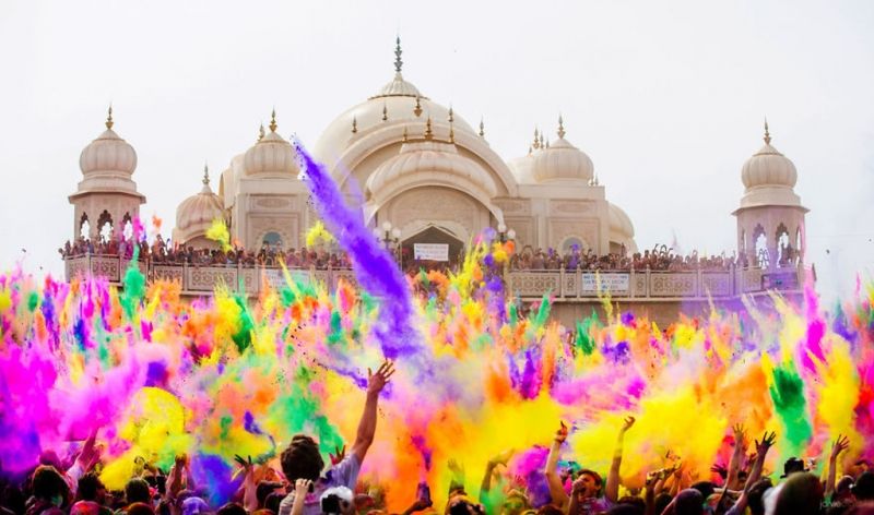 Lễ hội màu sắc Holi
