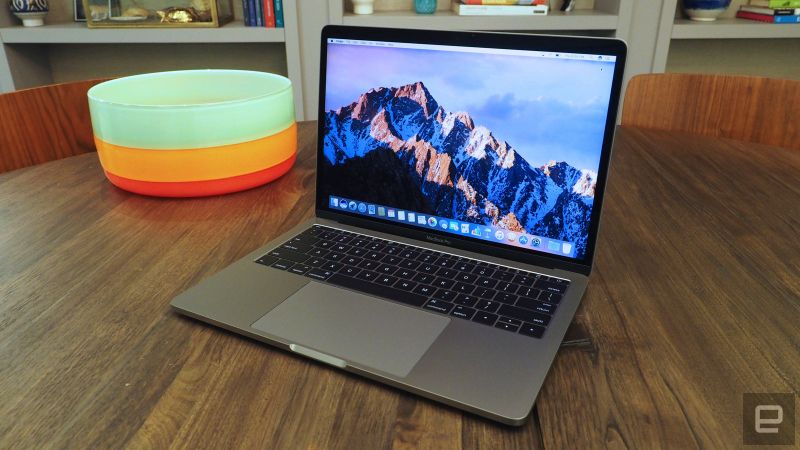 Macbook Pro 13 inch (non – touch bar) 2017