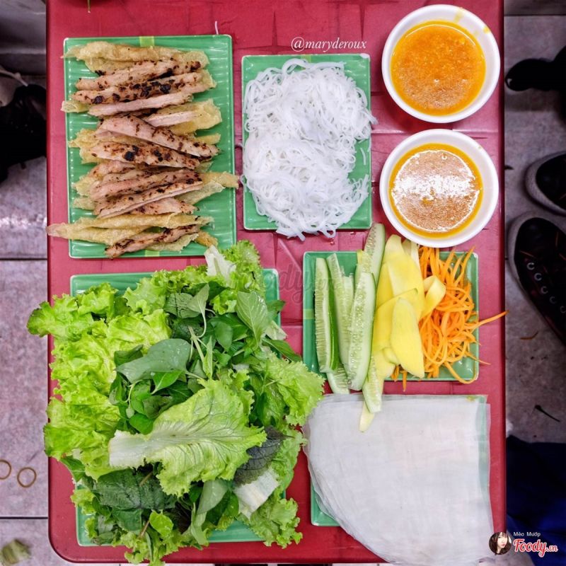 Nem nướng Nha Trang bé Thảo