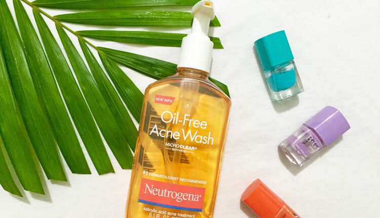 Neutrogena Oil- Free Acne Wash