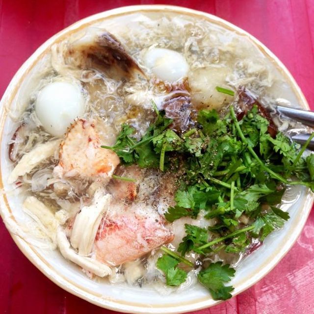 Quán súp cua bong bóng cá Cô Lan – Lương Nhữ Học