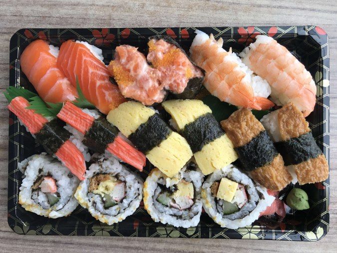Quầy Sushi