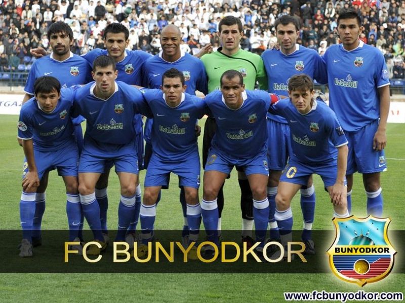 Rivaldo (AEK Athens đến Bunyodkor Tashkent năm 2008)