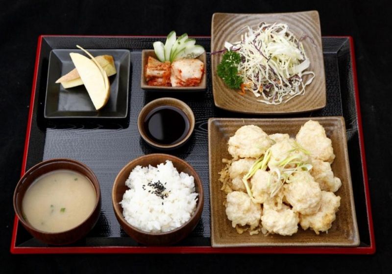 Sushi Koi - Ẩm Thực Nhật Bản - Thái Hà