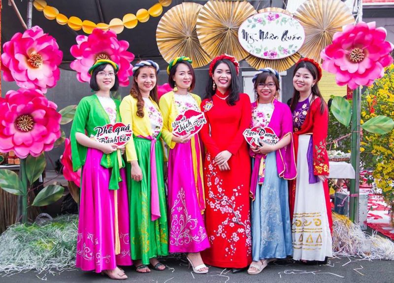 Trang Phục Biểu Diễn HOA MAI