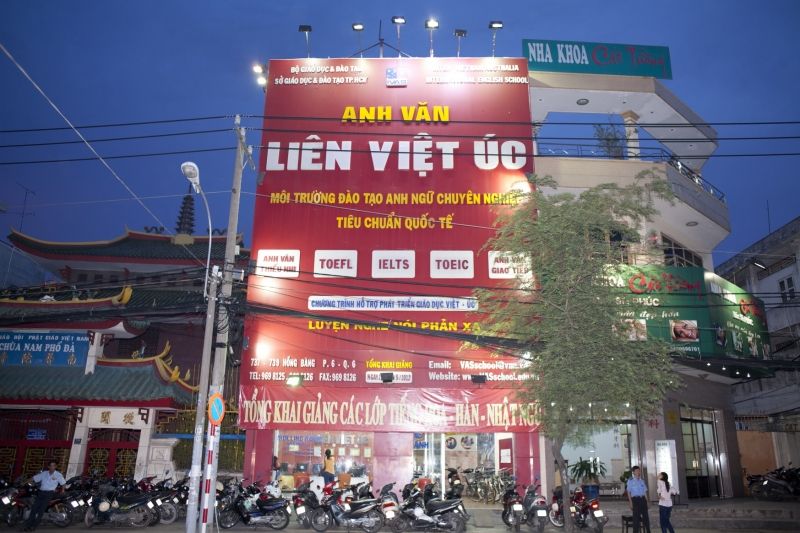 Trung tâm Ngoại ngữ Liên Việt Úc