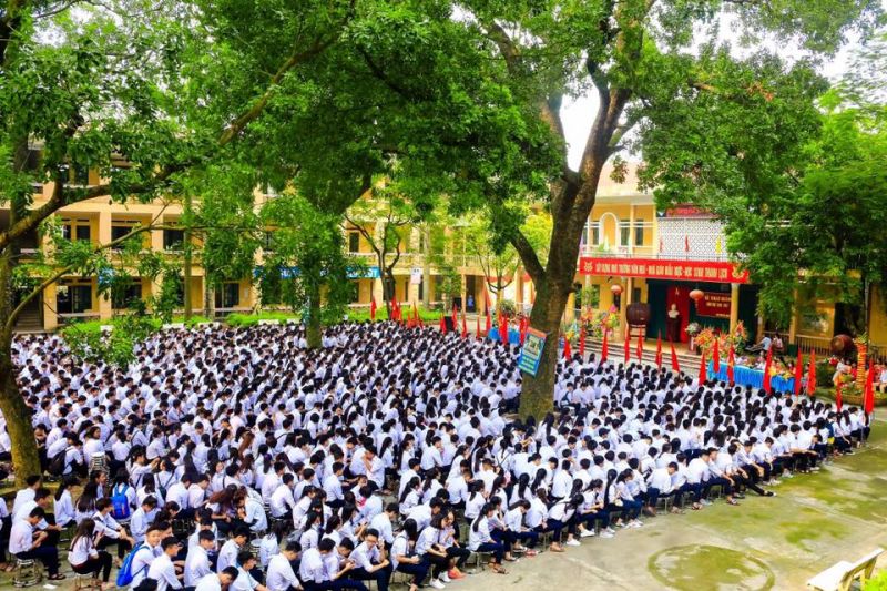 Trường THPT Vân Nội