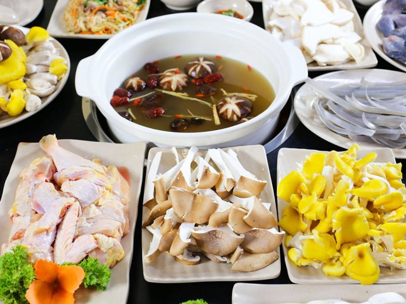 Vua Lẩu Nấm Thiên Nhiên – King Mushroom