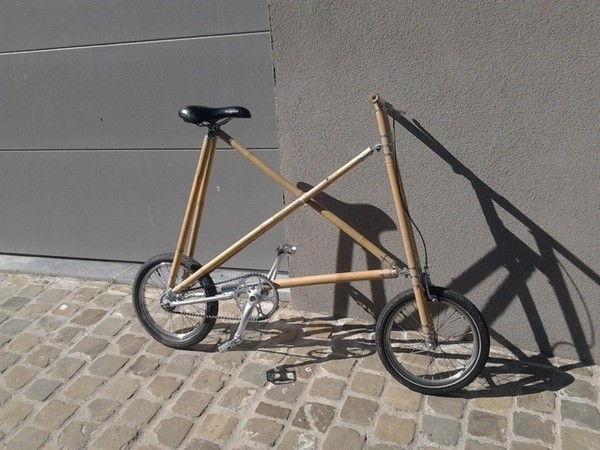 Xe đạp mini làm từ tre