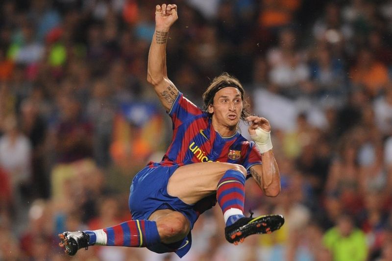 Zlatan Ibrahimovic: Internazionale sang Barcelona, 2009 giá 57 triệu bảng