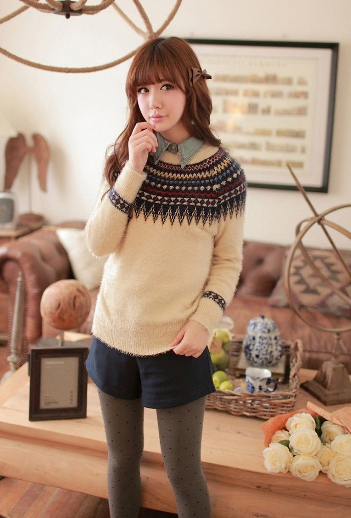 Áo len họa tiết