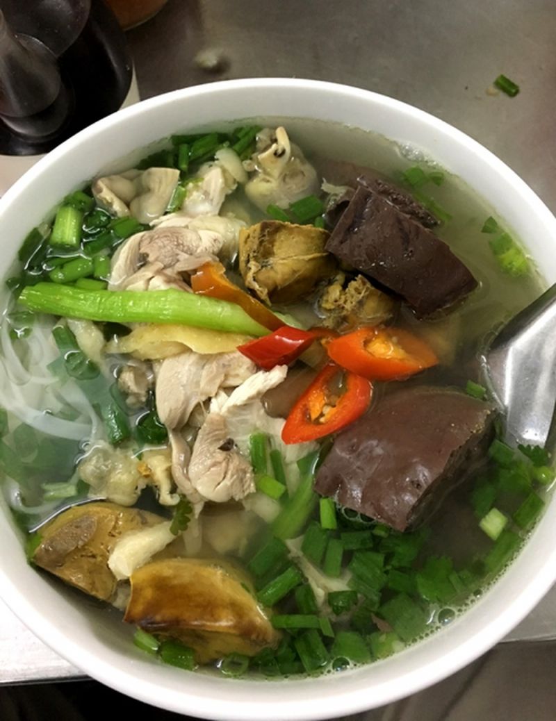 11h trưa-Phở gà Lâm