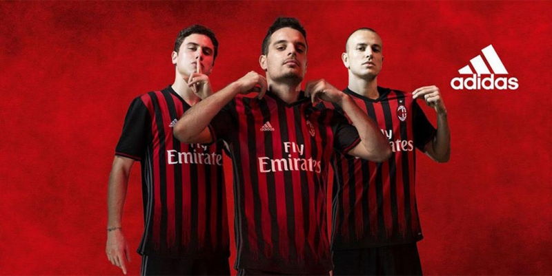AC Milan: 650000 áo