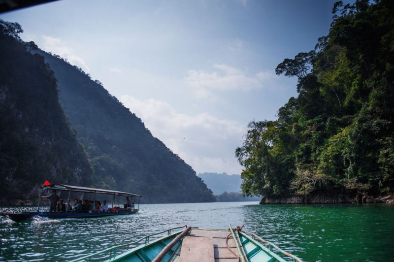 Bài thơ: HÁT VỚI DÒNG SÔNG﻿ -  Hạ Quyên