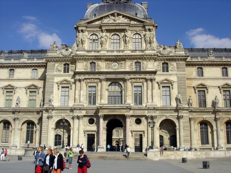 Bảo tàng nghệ thuật Louvre