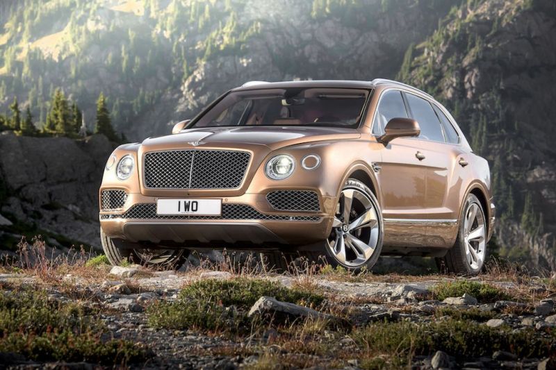 Bentley Bentayga – Giá: 20 tỷ VND