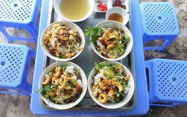 Bếp Cúc - Bún Bò Huế - Bún Hến & Cơm Hến