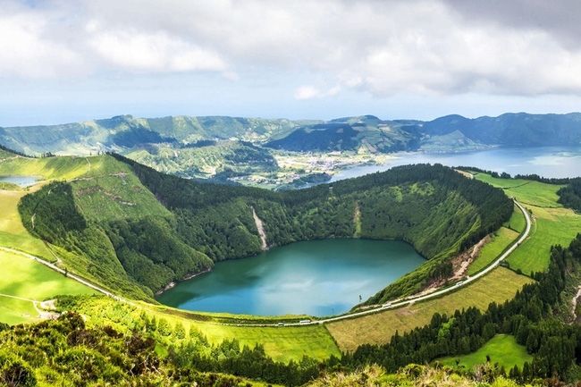 Bồ Đào Nha và quần đảo Azores