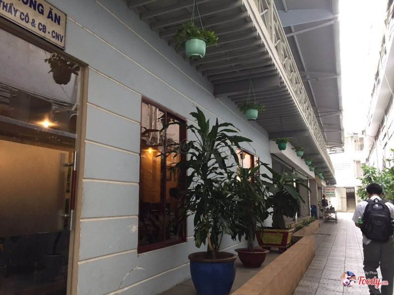 Canteen ĐH Khoa Học Tự Nhiên TPHCM Canteen ĐH Khoa Học Tự Nhiên TPHCM