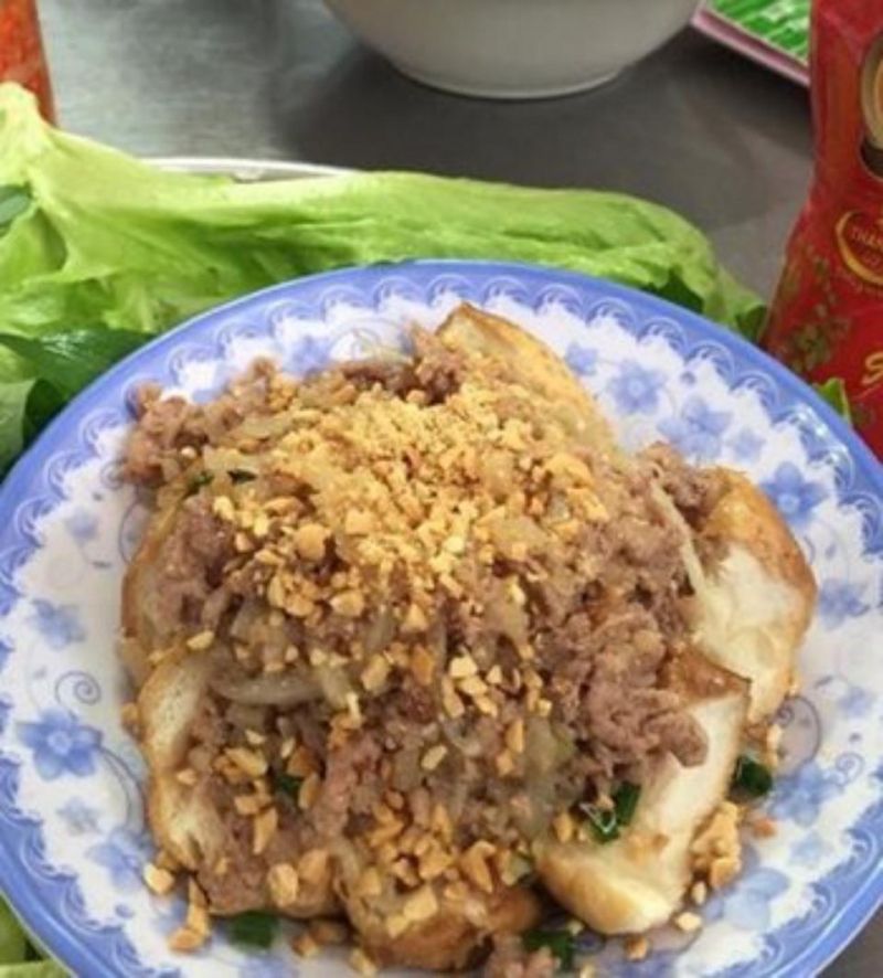 Chị Tuyền - Bún Thịt Nướng