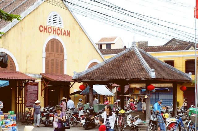 Chợ Hội An ở đầu phố Trần Phú, Bạch Đằng và Nguyễn Thái Học