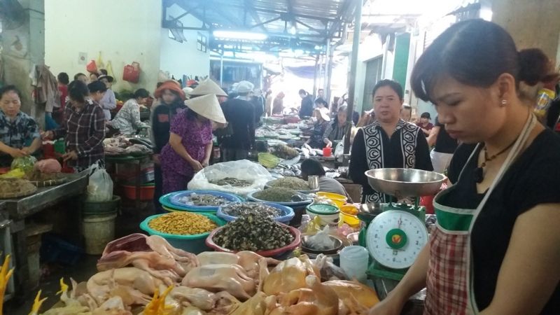 Chợ hải sản phường Thanh Khê Đông