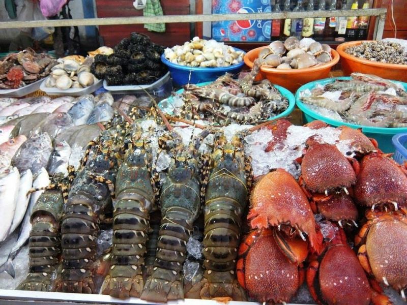 Chợ hải sản tươi sống ở Đống Đa