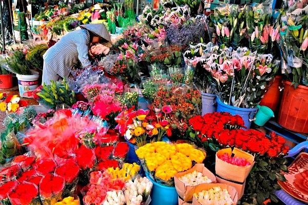 Chợ hoa Tây Tựu