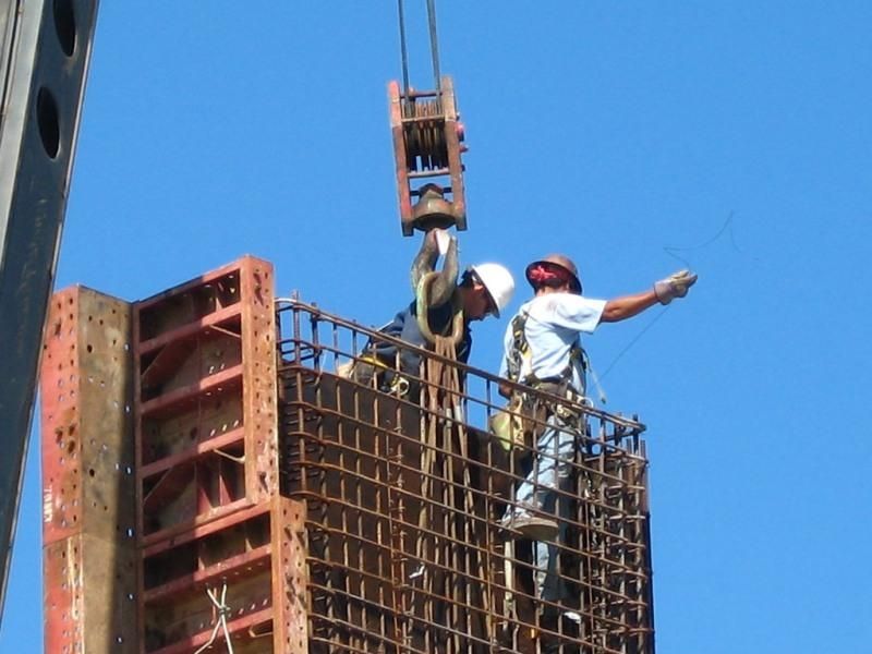 Công nhân xây dựng