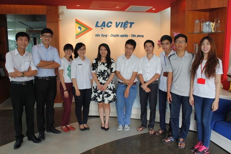Công ty trách nhiệm hữu hạn và tư vấn Lạc Việt