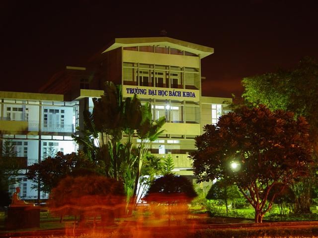 Đại học Bđộc ách khoa - Đại học Đà Nẵng