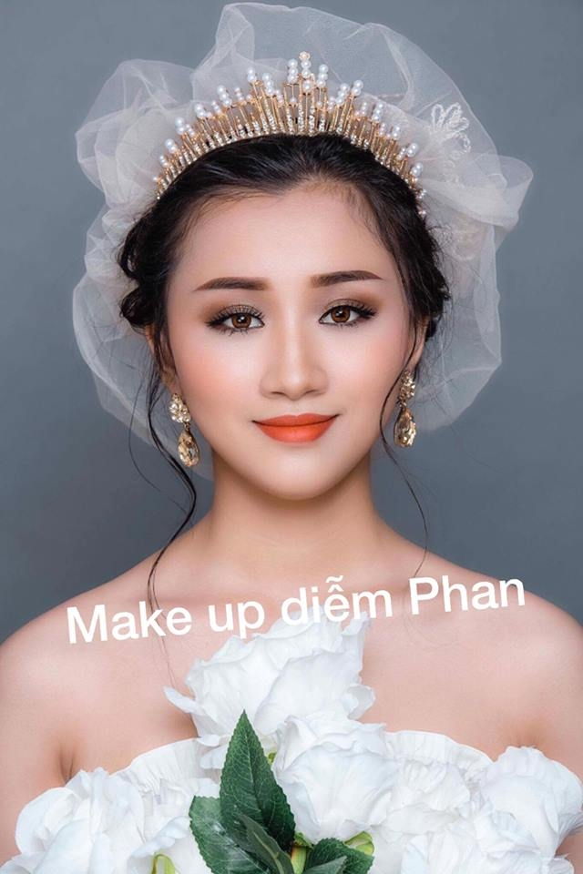 Diễm Phan make Up