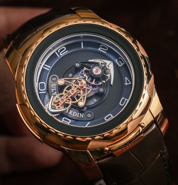 Đồng hồ Ulysse Nardin Freak