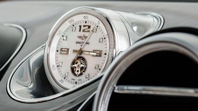Đồng hồ cho xe Bentley Bentayga: 160.000 USD