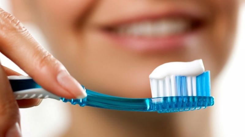 Dùng thiếu hoặc thừa lượng kem đánh răng trong một lần sử dụng