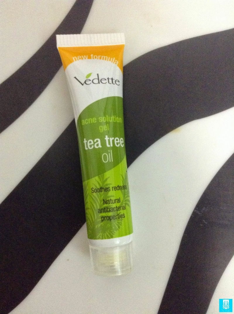 Gel trị mụn Vedette Tea Tree Oil