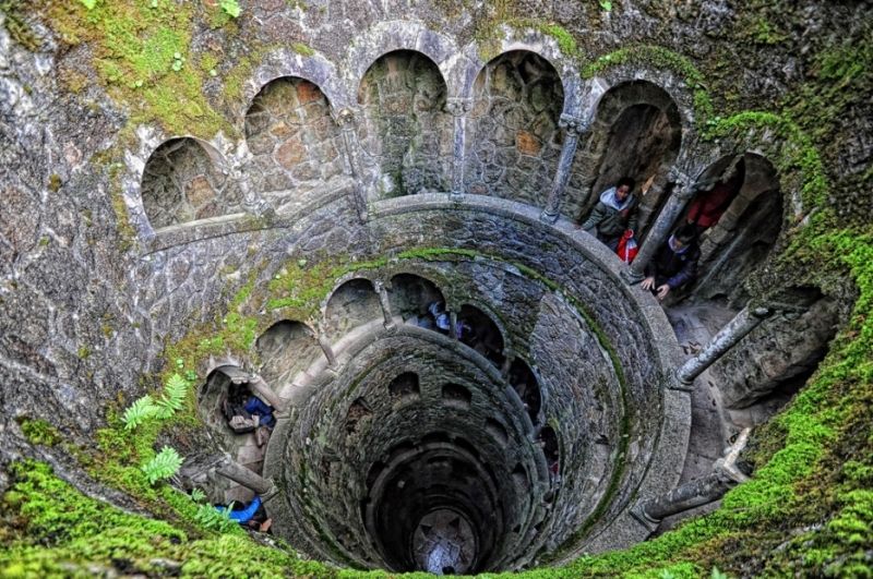 Giếng cổ lâu đài Quinta da Regaleira, Sintra ở Bồ Đào Nha