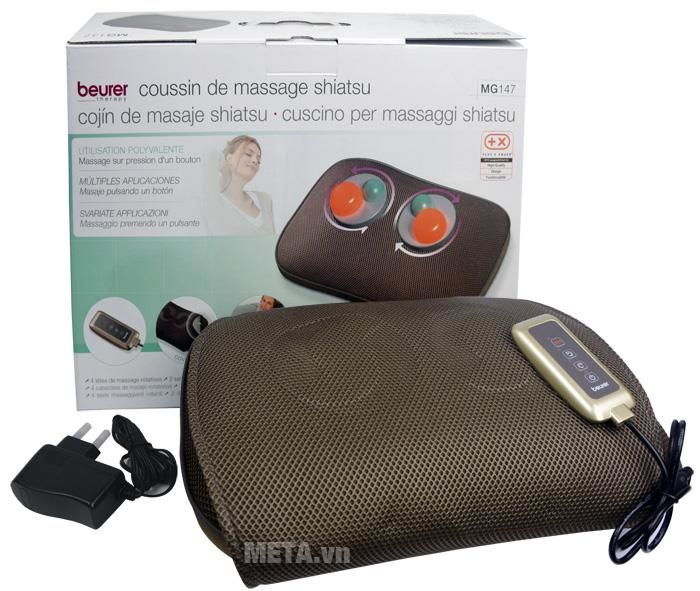 Gối massage có đèn hồng ngoại Beurer MG147
